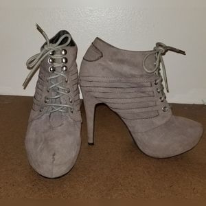 Red Circle Grey Heel Booties.